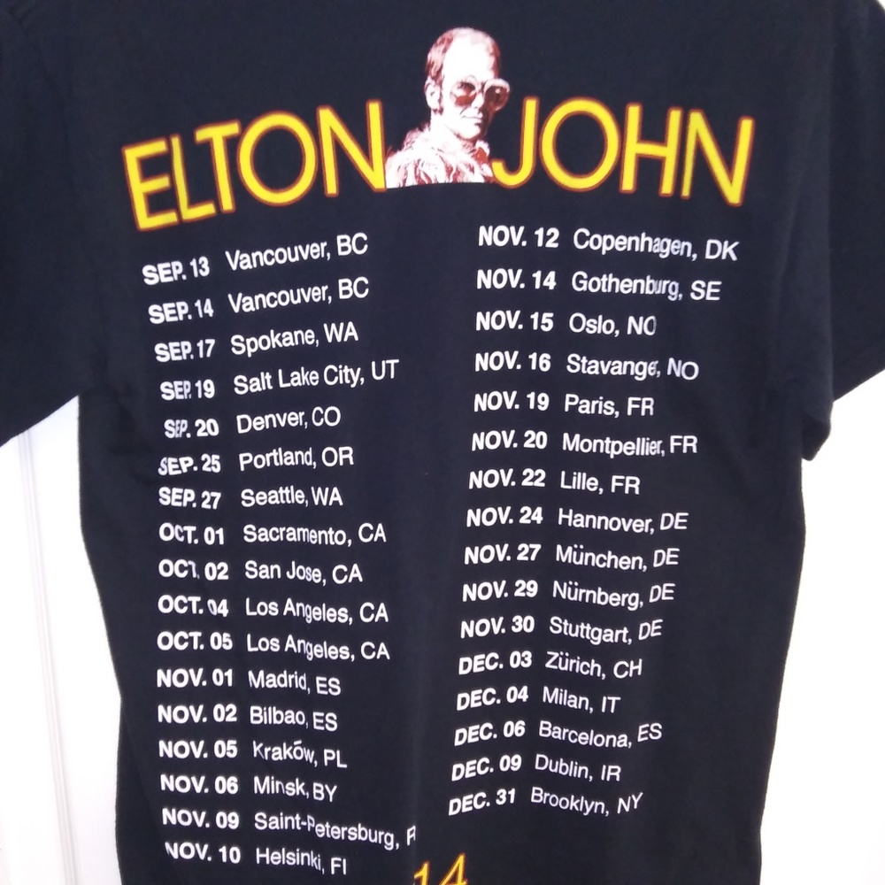 Sir Elton John 2014 World Tour Black Concert T-shirt Boys Small Double Sided - Picture 4 of 8